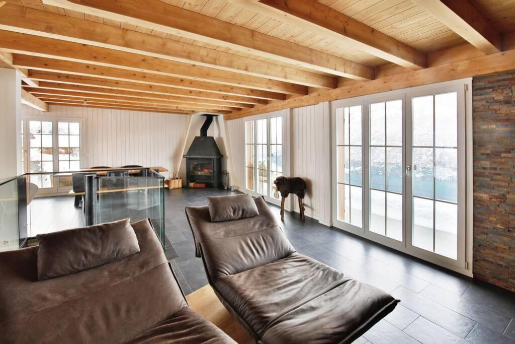 Exklusives Chalet Mit Traumhafter See- Und Bergsicht Seelisberg Exterior photo
