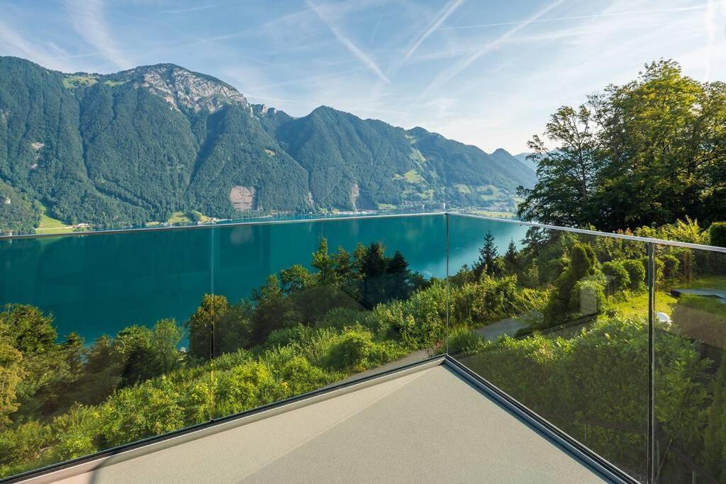 Exklusives Chalet Mit Traumhafter See- Und Bergsicht Seelisberg Exterior photo